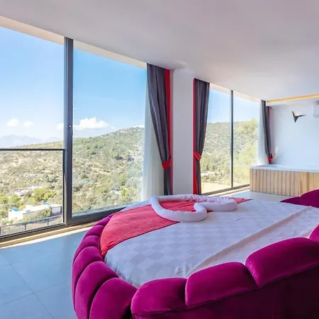 Uzumlu Village 3 Bedroom 1175 * Kalkan